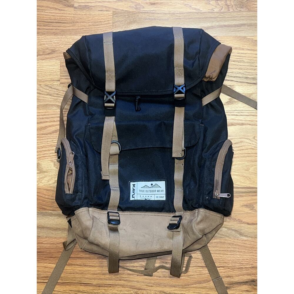 Kavu Camp Sherman 18 L Backpack Daypack Travel Bag Black